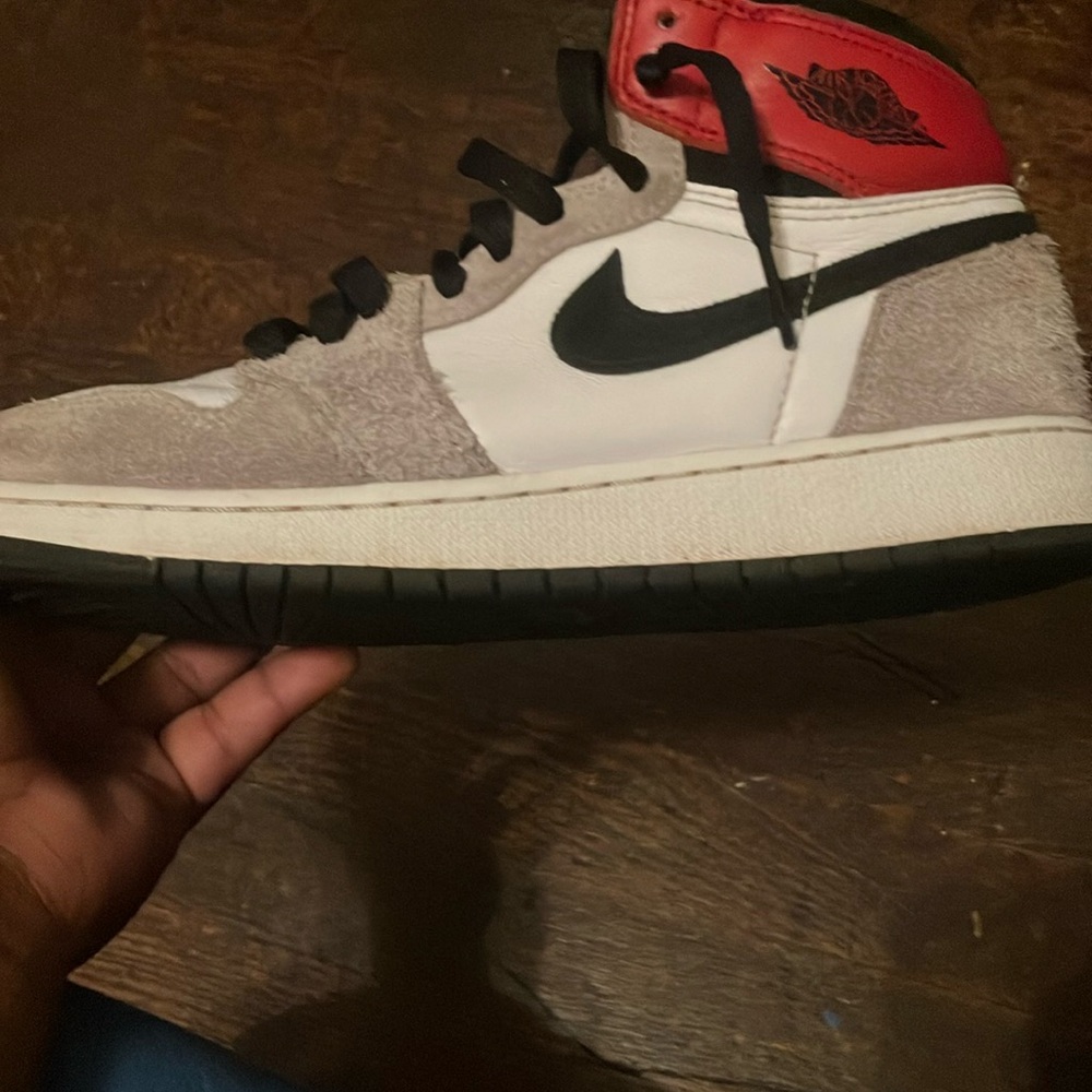 Jordan1s size7 red black grey